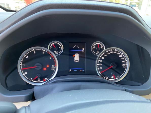 Toyota Land Cruiser 300 Series с пробегом 2023 года, цена 12 900 000 рублей, 704 км, внедорожник, Автокод Объявления