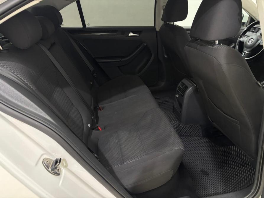 Volkswagen Jetta VI Альметьевск  - изображение 15