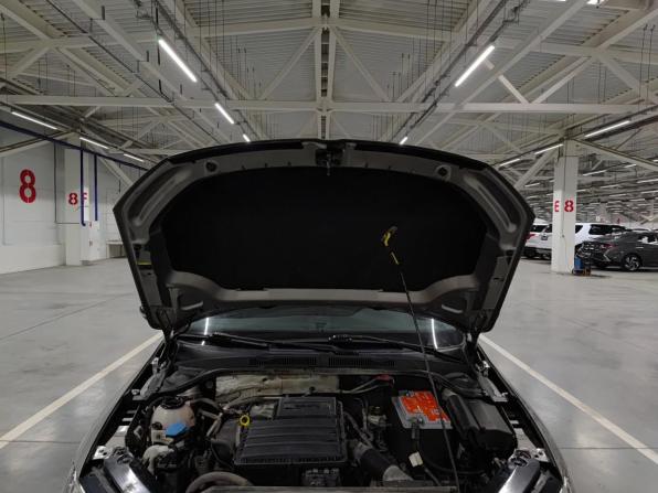 Volkswagen Jetta VI Рестайлинг с пробегом 2017 года, цена 1 215 000 рублей, 206618 км, седан, Автокод Объявления