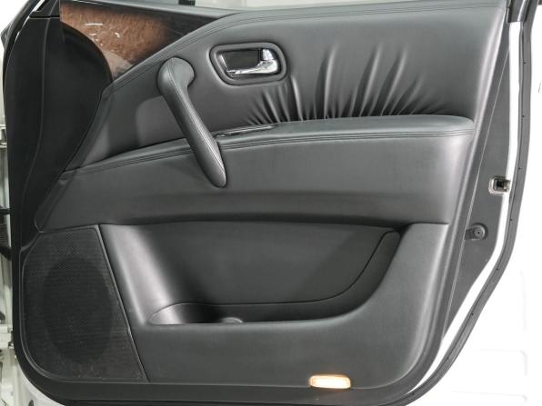 Infiniti QX56 II с пробегом 2011 года, цена 2 000 000 рублей, 240000 км, внедорожник, Автокод Объявления