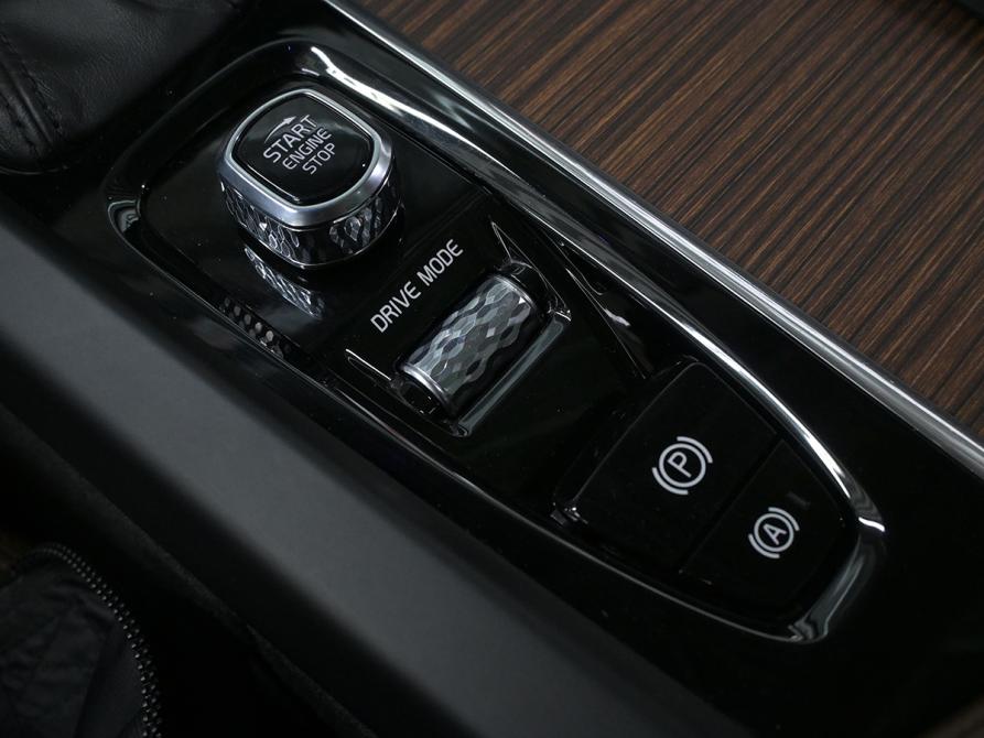 Volvo XC60 II Москва  - изображение 13