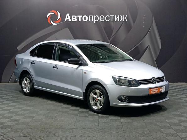 Volkswagen Polo V с пробегом 2014 года, цена 820 000 рублей, 90850 км, седан, Автокод Объявления