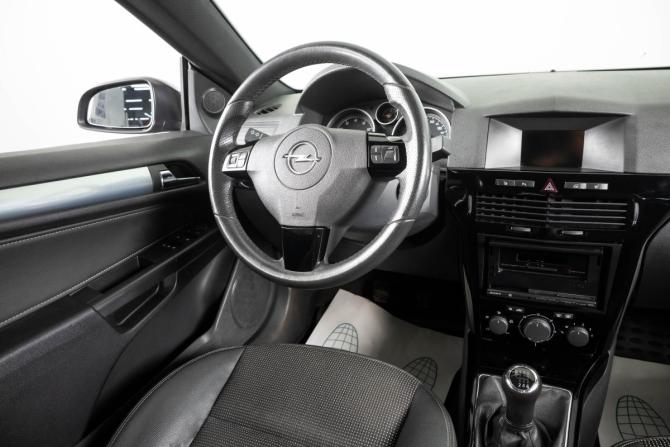 Opel Astra H Рестайлинг с пробегом 2007 года, цена 1 059 000 рублей, 161800 км, кабриолет, Автокод Объявления