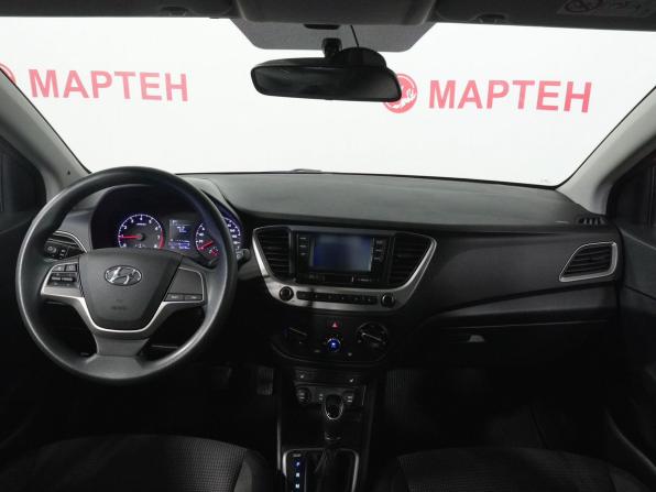 Hyundai Solaris II с пробегом 2017 года, цена 1 289 000 рублей, 90236 км, седан, Автокод Объявления