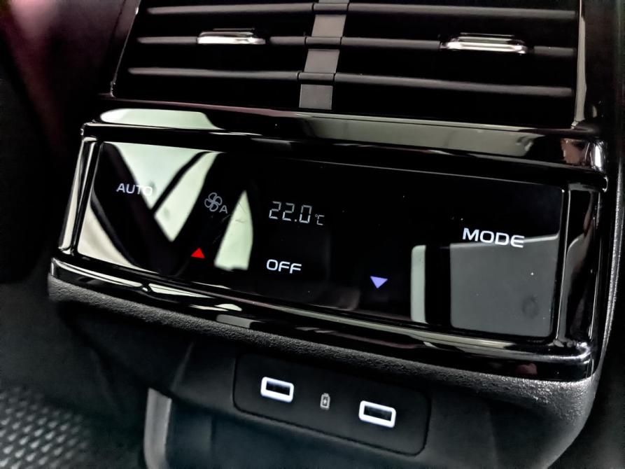 Geely Monjaro I Москва  - изображение 29