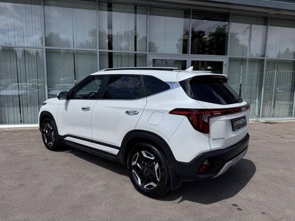 Kia Seltos I Рестайлинг с пробегом 2024 года, цена 2 550 000 рублей, 21022 км, внедорожник, Автокод Объявления