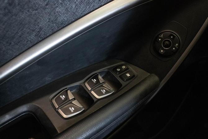Hyundai Santa Fe III с пробегом 2014 года, цена 2 089 000 рублей, 153863 км, внедорожник, Автокод Объявления