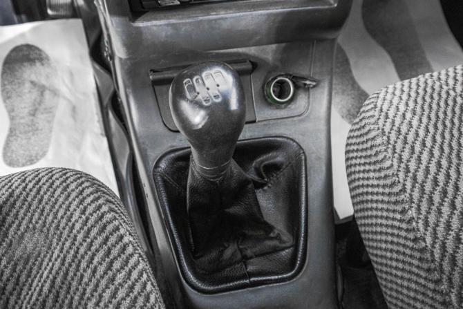 Lada (ВАЗ) 2112 с пробегом 2001 года, цена 99 000 рублей, 300000 км, хэтчбек, Автокод Объявления