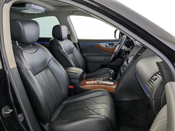 Infiniti QX70 с пробегом 2014 года, цена 2 450 000 рублей, 100310 км, внедорожник, Автокод Объявления