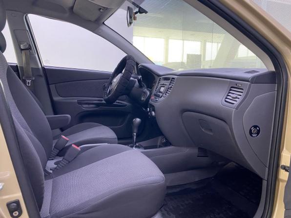 Kia Rio II Рестайлинг с пробегом 2011 года, цена 625 000 рублей, 236639 км, хэтчбек, Автокод Объявления