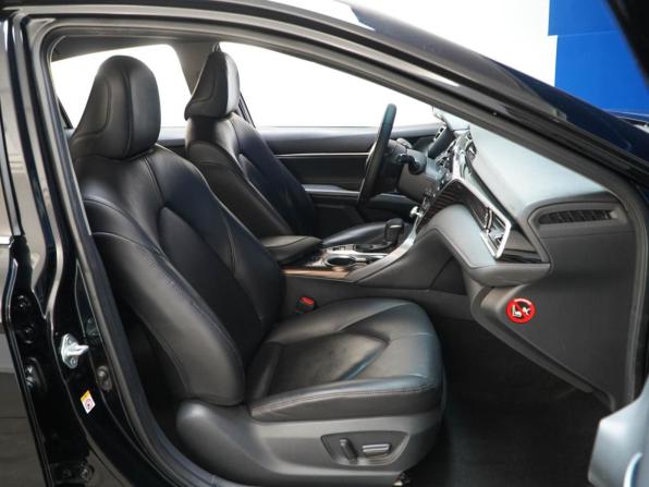 Toyota Camry VIII (XV70) с пробегом 2019 года, цена 2 646 434 рубля, 184749 км, седан, Автокод Объявления