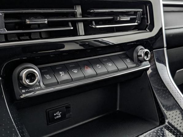 Haval M6 II с пробегом 2024 года, цена 1 575 000 рублей, 95945 км, внедорожник, Автокод Объявления