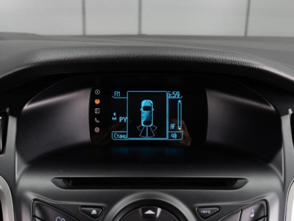 Ford Focus III с пробегом 2015 года, цена 1 000 000 рублей, 102257 км, хэтчбек, Автокод Объявления
