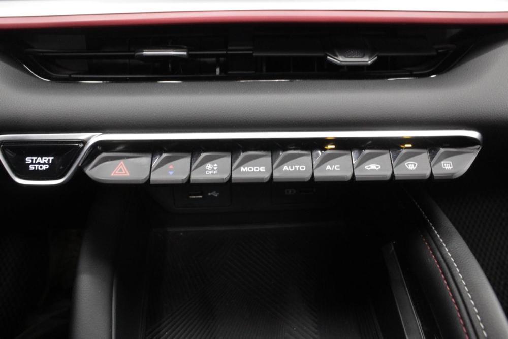 Geely Coolray I Рестайлинг Брянск  - изображение 16