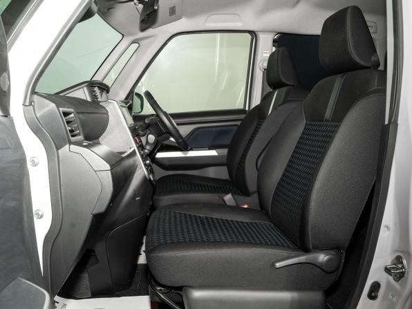 Toyota Roomy I Рестайлинг с пробегом 2022 года, цена 1 200 000 рублей, 47230 км, микровэн, Автокод Объявления