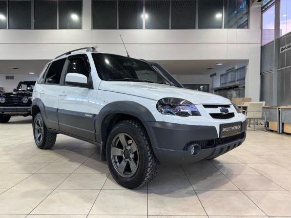 Chevrolet Niva I Рестайлинг с пробегом 2017 года, цена 685 000 рублей, 164498 км, внедорожник, Автокод Объявления