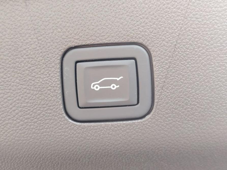 GMC Yukon V Москва  - изображение 26