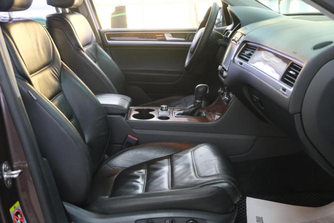 Volkswagen Touareg II с пробегом 2013 года, цена 1 899 000 рублей, 316000 км, внедорожник, Автокод Объявления