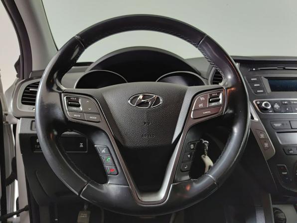 Hyundai Santa Fe III Рестайлинг с пробегом 2018 года, цена 2 250 000 рублей, 144000 км, внедорожник, Автокод Объявления