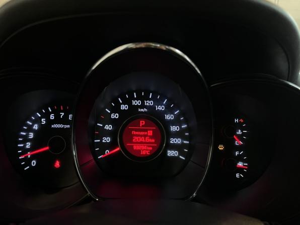 Kia Rio III Рестайлинг с пробегом 2015 года, цена 1 320 000 рублей, 93293 км, седан, Автокод Объявления