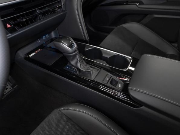 Toyota Camry IX (XV80) China Market с пробегом 2026 года, цена 4 450 000 рублей, 50 км, седан, Автокод Объявления
