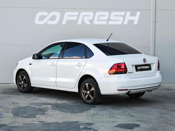 Volkswagen Polo V Рестайлинг с пробегом 2015 года, цена 1 038 000 рублей, 124448 км, седан, Автокод Объявления