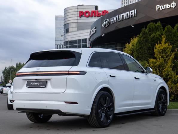 Li Auto (Lixiang) L7 I Рестайлинг с пробегом 2025 года, цена 7 350 000 рублей, 15657 км, внедорожник, Автокод Объявления