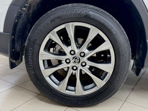 Toyota RAV4 IV (XA40) Рестайлинг с пробегом 2018 года, цена 2 615 000 рублей, 108560 км, внедорожник, Автокод Объявления