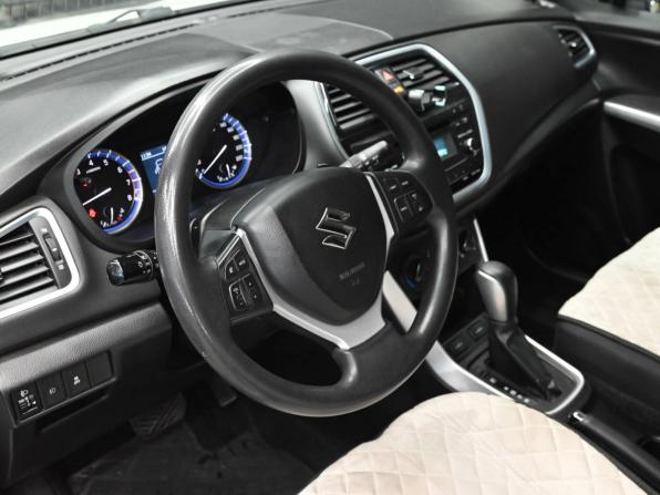 Suzuki SX4 II (S-Cross) Рестайлинг с пробегом 2017 года, цена 1 770 000 рублей, 101878 км, хэтчбек, Автокод Объявления