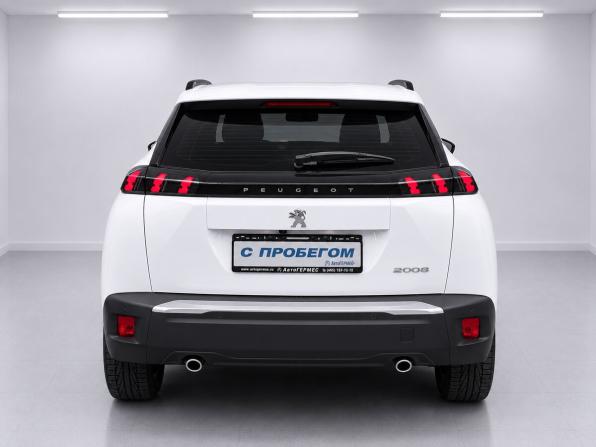 Peugeot 2008 II с пробегом 2023 года, цена 2 399 000 рублей, 18896 км, внедорожник, Автокод Объявления