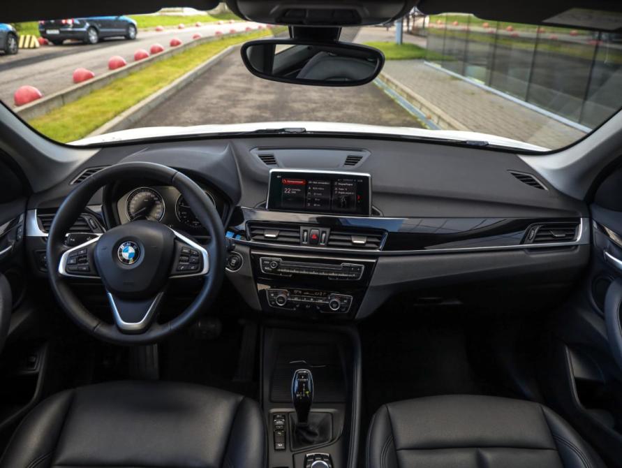 BMW X1 II (F48) Рестайлинг Санкт-Петербург  - изображение 12