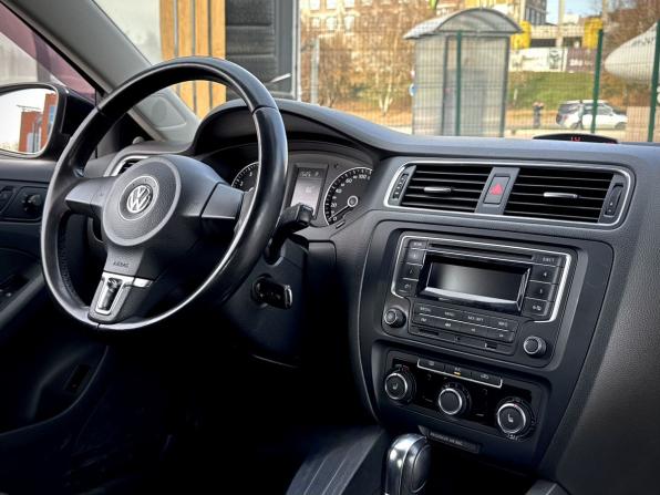 Volkswagen Jetta VI с пробегом 2013 года, цена 1 030 000 рублей, 154411 км, седан, Автокод Объявления