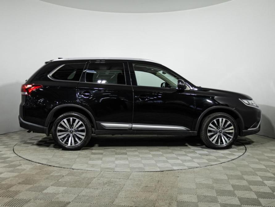Mitsubishi Outlander III Рестайлинг 3 Санкт-Петербург  - изображение 4
