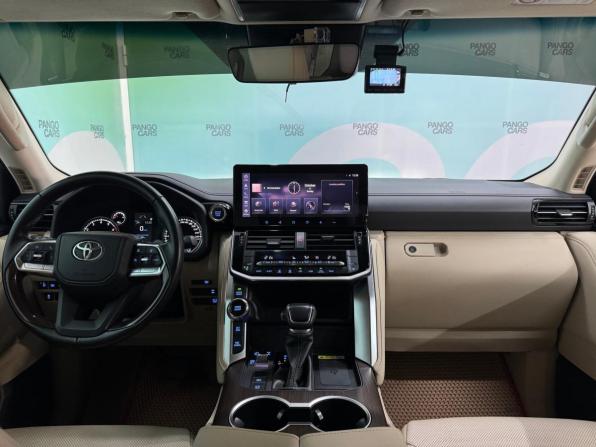 Toyota Land Cruiser 300 Series с пробегом 2022 года, цена 10 590 000 рублей, 54036 км, внедорожник, Автокод Объявления