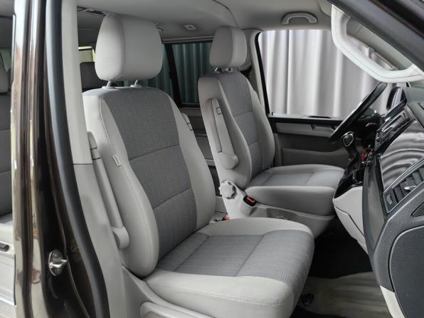 Volkswagen Multivan T6 с пробегом 2015 года, цена 3 085 000 рублей, 175974 км, минивэн, Автокод Объявления