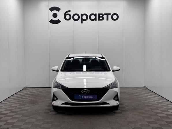 Hyundai Solaris II Рестайлинг с пробегом 2022 года, цена 1 560 000 рублей, 106956 км, седан, Автокод Объявления