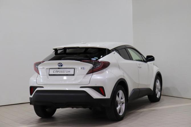 Toyota C-HR I с пробегом 2018 года, цена 1 890 000 рублей, 93169 км, внедорожник, Автокод Объявления