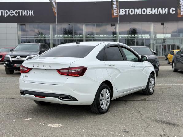 Lada (ВАЗ) Vesta I Рестайлинг (NG) с пробегом 2024 года, цена 975 000 рублей, 70357 км, седан, Автокод Объявления