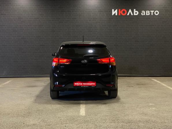 Kia Rio III Рестайлинг с пробегом 2015 года, цена 1 140 000 рублей, 137911 км, хэтчбек, Автокод Объявления