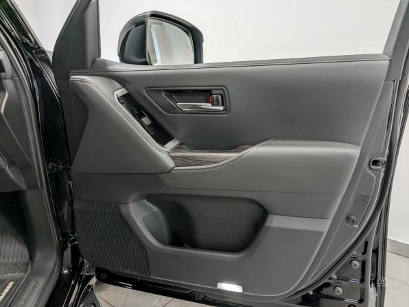 Toyota Land Cruiser 300 Series с пробегом 2021 года, цена 8 330 000 рублей, 72948 км, внедорожник, Автокод Объявления