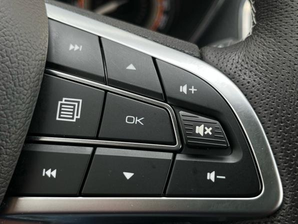Lada (ВАЗ) Vesta I Рестайлинг (NG) с пробегом 2023 года, цена 1 320 000 рублей, 48077 км, седан, Автокод Объявления