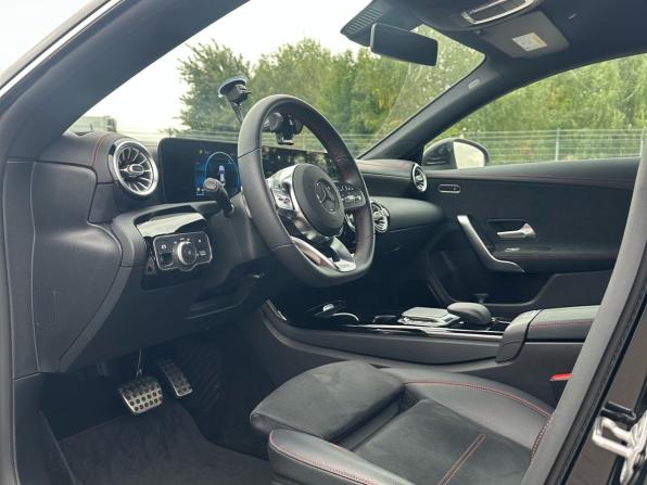 Mercedes-Benz CLA II (C118 X118) с пробегом 2020 года, цена 4 135 000 рублей, 2671 км, седан, Автокод Объявления