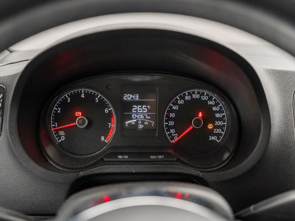 Volkswagen Polo V Рестайлинг с пробегом 2020 года, цена 1 050 000 рублей, 104060 км, седан, Автокод Объявления