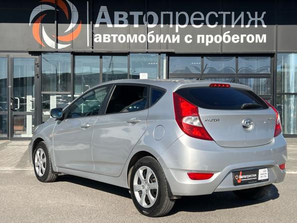 Hyundai Solaris I с пробегом 2014 года, цена 834 000 рублей, 143618 км, хэтчбек, Автокод Объявления