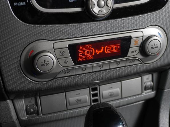 Ford Focus II Рестайлинг с пробегом 2010 года, цена 679 000 рублей, 252350 км, седан, Автокод Объявления
