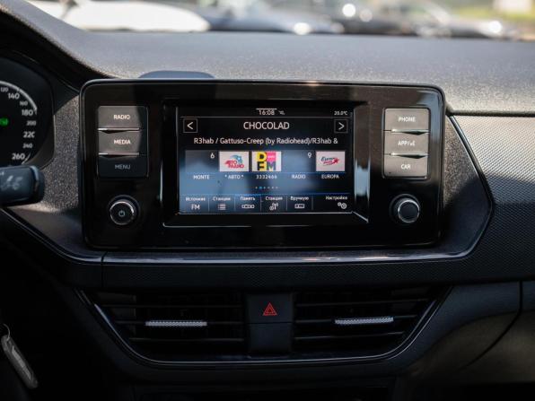 Volkswagen Polo VI с пробегом 2021 года, цена 1 559 000 рублей, 116773 км, лифтбек, Автокод Объявления
