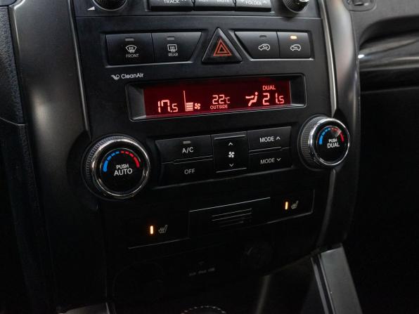 Kia Sorento II с пробегом 2012 года, цена 2 099 000 рублей, 139947 км, внедорожник, Автокод Объявления