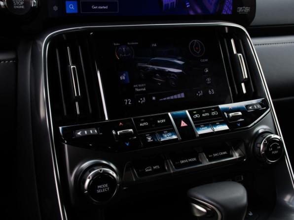 Lexus LX IV с пробегом 2023 года, цена 17 899 000 рублей, 208 км, внедорожник, Автокод Объявления