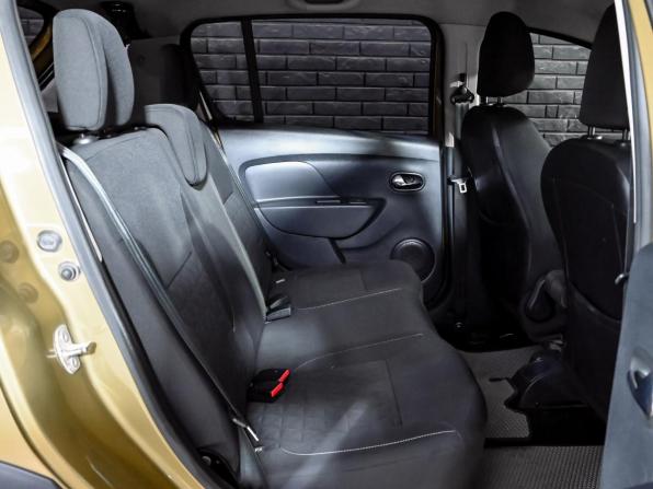 Renault Sandero II с пробегом 2016 года, цена 1 020 000 рублей, 129611 км, хэтчбек, Автокод Объявления