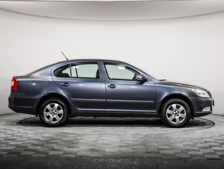 Skoda Octavia II (A5) Рестайлинг Санкт-Петербург  - изображение 4